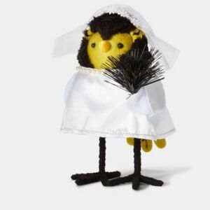 Midnight Raven Featherly Friends Bride Bird Halloween Figurine Hyde & EEK!
